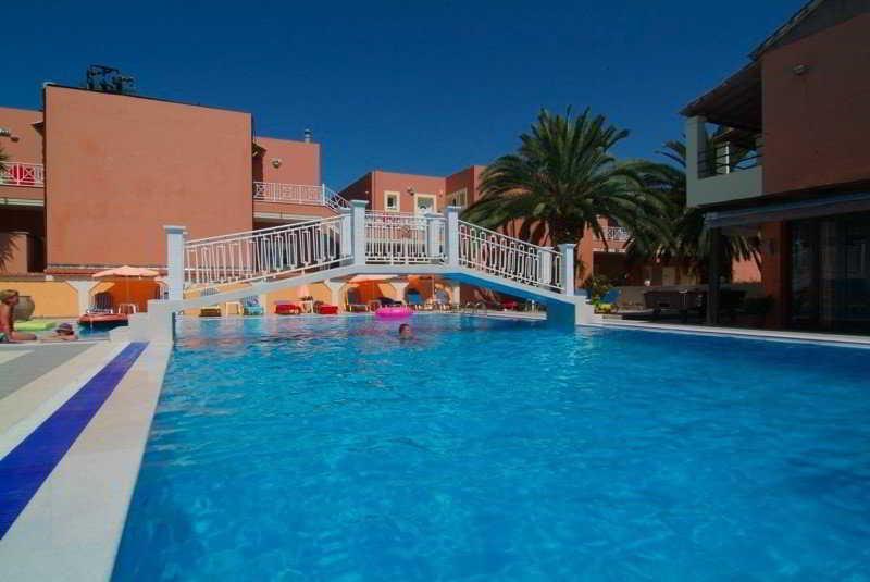 Olgas Hotel And Pool Sidari  Exterior photo